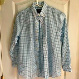 Boys vineyard vines button